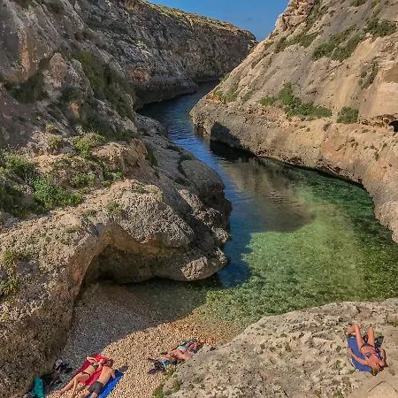 Cusano نادور