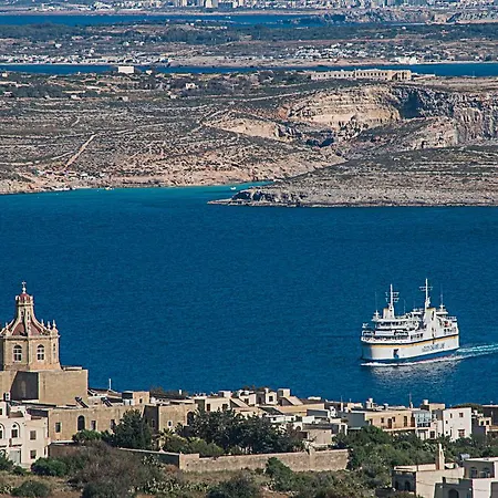 Cusano فندق مبيت وإفطار