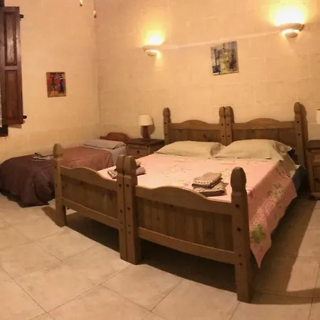 فندق مبيت وإفطار Cusano *
