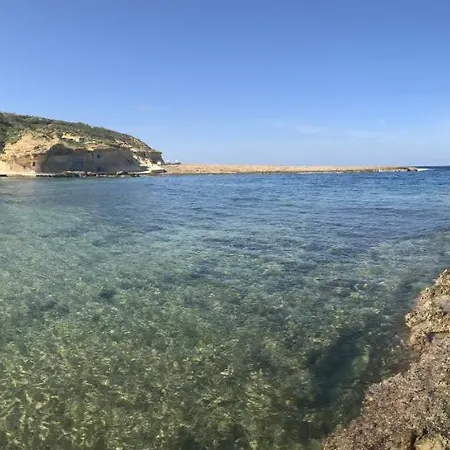 Cusano نادور